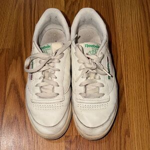 Reebok Classic Sneakers